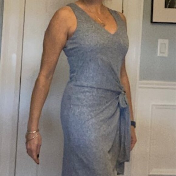 Sage The Label Midi Dress Blue knit Size Medium Lined Waist Tie V neck - Picture 8 of 11